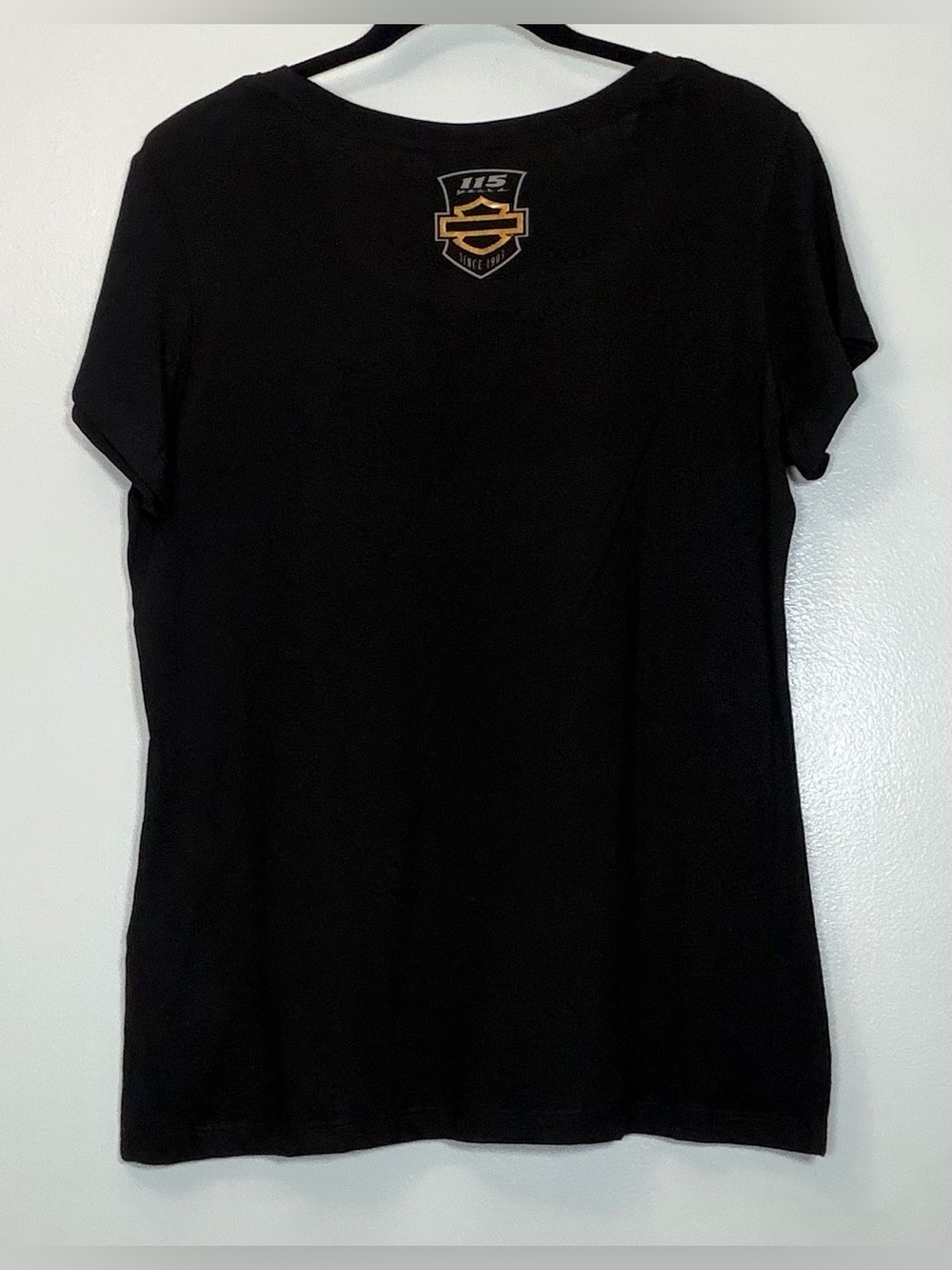 🆕 Harley-Davidson Black Women's Logo Tee with Gold and Gray Graphic - Picture 2 of 10